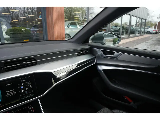 Audi A6 Avant 40 TFSI S edition 2022 Benzine 31