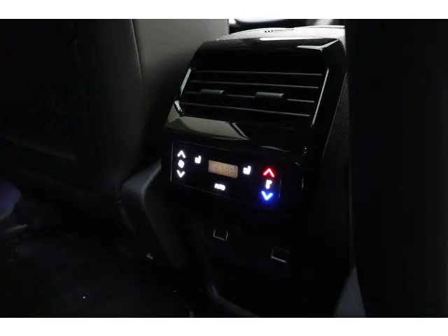 Peugeot e-5008 GT Avantage 73 kWh 2025 Elektrisch 17
