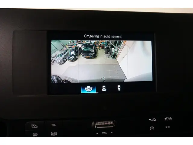 Mercedes-Benz Sprinter 211 1.9 CDI L2H2 FWD 2023 Diesel 13