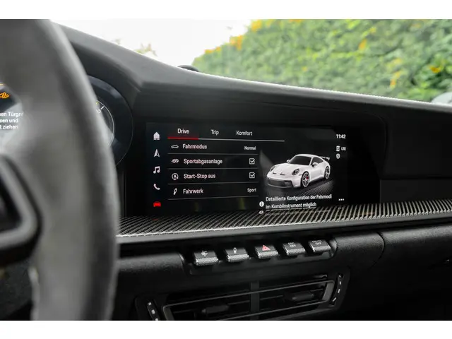 Porsche 911 4.0 GT3 2022 Benzine 14