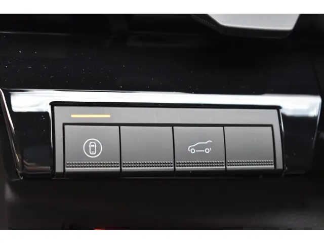 Renault Espace Iconic 2025 Hybride Benzine 24