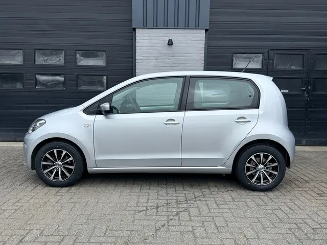 Volkswagen up! 1.0 move up! BlueMotion 2015 Benzine 4