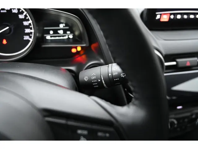 Mazda 2 Skyactiv-G 75 6MT Comfort 2021 Benzine 20