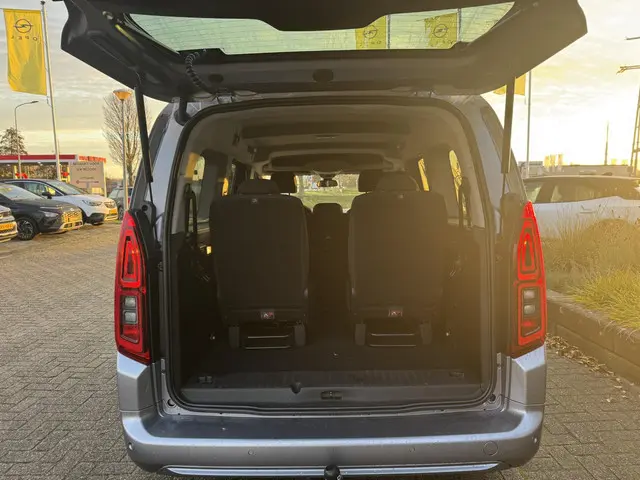 Opel Combo Tour 1.2 Turbo L2H1 Edition 7p. 2019 Benzine 6
