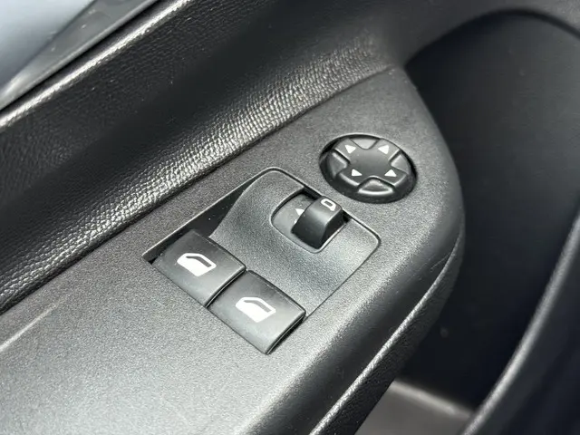 Opel Corsa 1.2 Edition 2020 Benzine 25