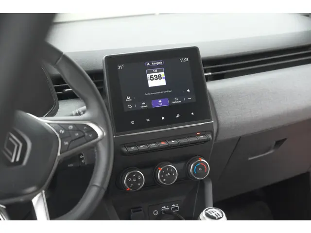 Renault Clio TCe 90 GPF Evolution 2024 Benzine 48