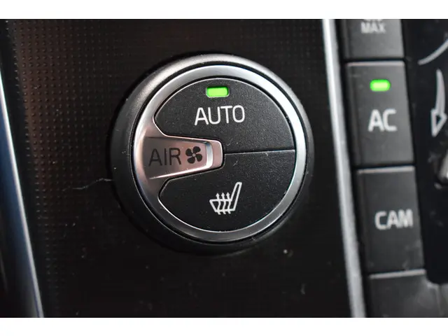 Volvo V40 2.5 T5 255pk Automaat R-Design 2013 Benzine 28