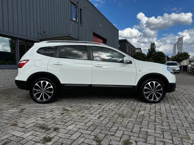 Nissan QASHQAI +2 1.6 Connect Edition 7p Apk! 2013 Benzine 9