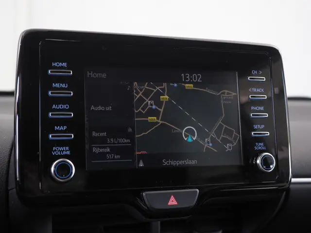 Toyota Yaris 1.5 Hybrid Dynamic 2021 Hybride Benzine 24