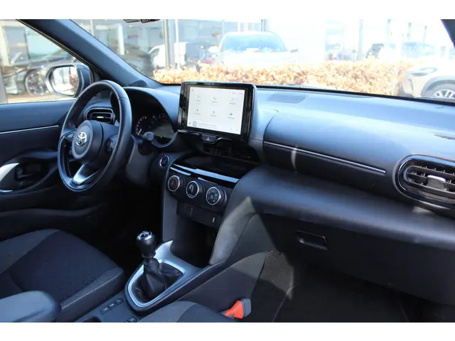Toyota Yaris Cross 1.5 VVT-I Dynamic 2023 Benzine 12