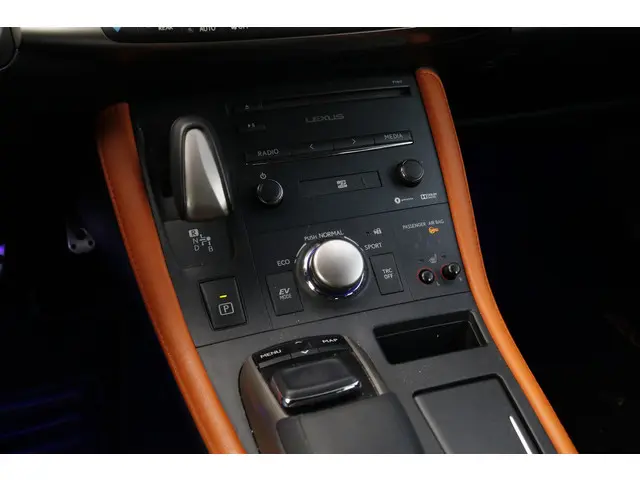 Lexus CT 200h F Sport Line 2018 Hybride Benzine 22