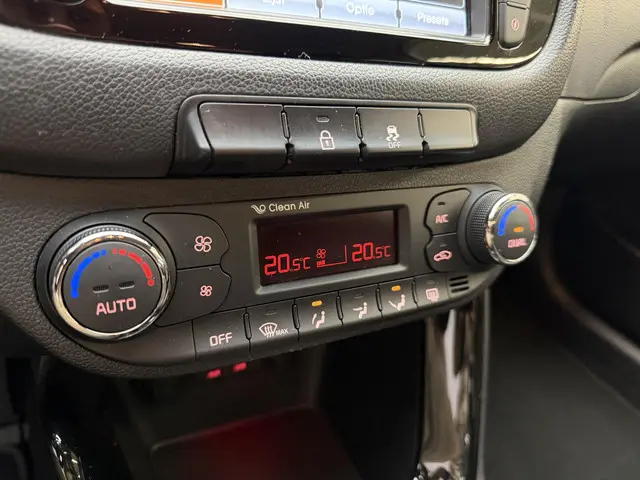 Kia cee'd Sportswagon 1.6 GDI Business Pack 2013 Benzine 22