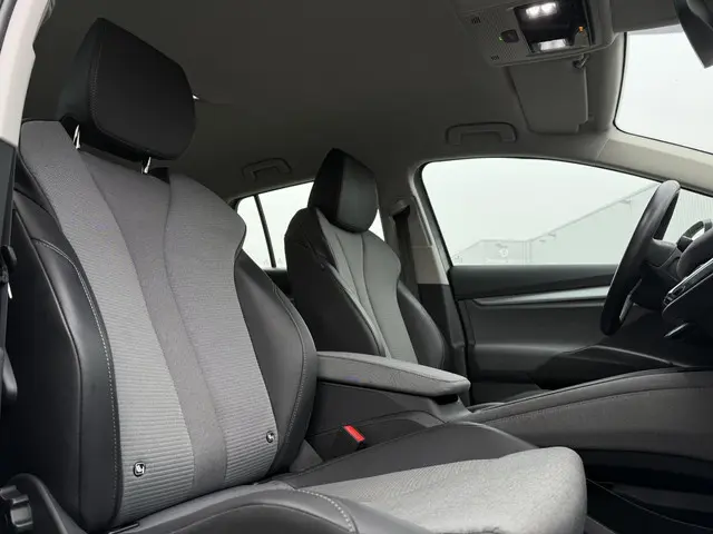 Škoda Enyaq iV Aut. 60 2023 Elektrisch 14