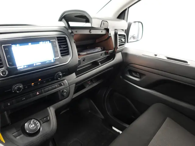 Peugeot Expert 2.0 BlueHDI 145PK L3 2023 Diesel 19