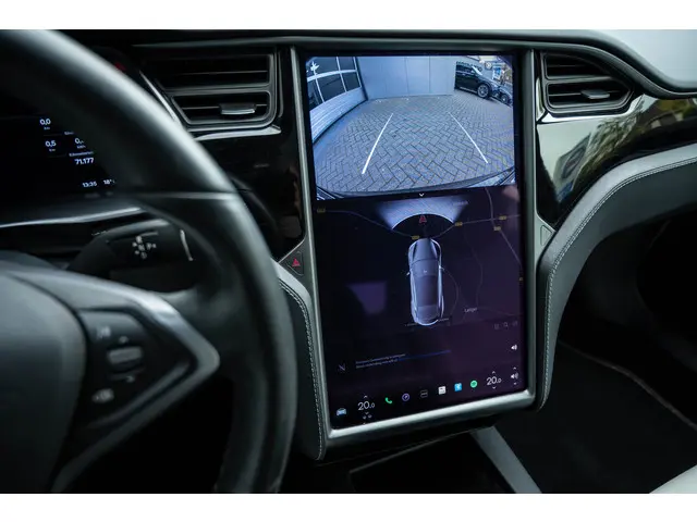 Tesla Model S Performance Ludicrous 2019 Elektrisch 14
