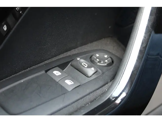 Peugeot 208 1.5 BlueHDi Blue Lease Active 2019 Diesel 21