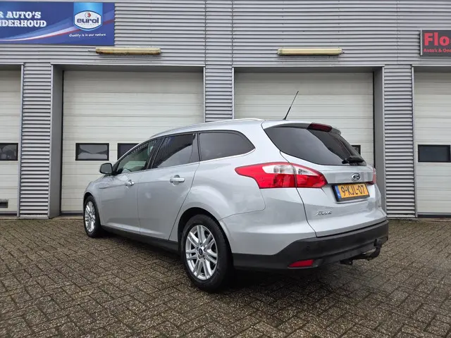 Ford Focus Wagon 1.0 EcoBoost Titanium 2013 Benzine 11