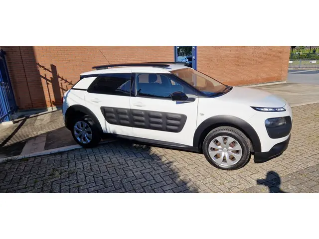 Citroën C4 Cactus 1.2 VTi Feel 2015 Benzine 5