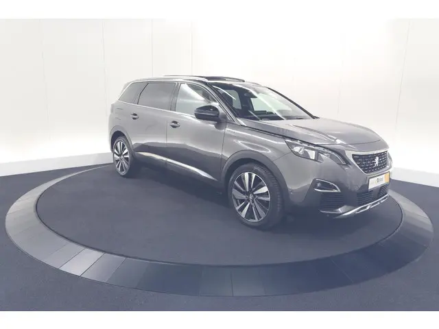 Peugeot 5008 PureTech 130 EAT8 GT-Line 2020 Benzine 76