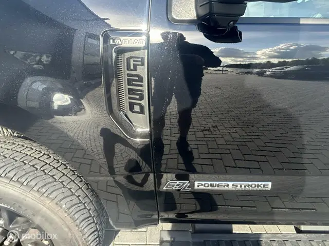 Ford F-250 USA 6.7 V8 Powerstroke 2022 Diesel 25