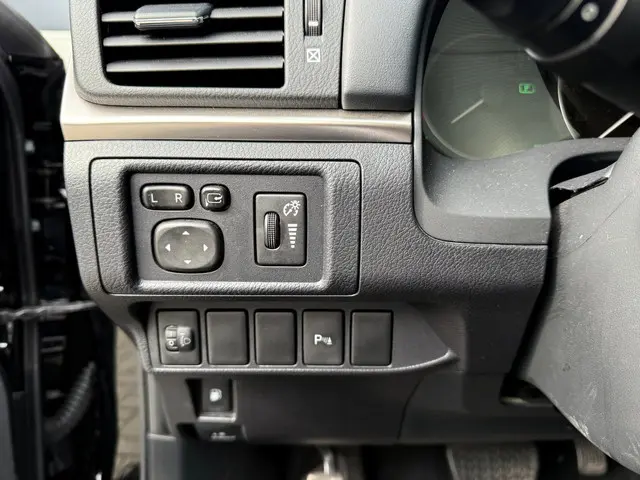 Lexus CT 200h Business Line 2018 Hybride Benzine 21