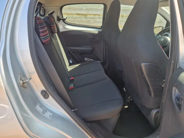 Citroën C1 1.0 e-VTi Feel Airco Navigatie 2016 Benzine 4