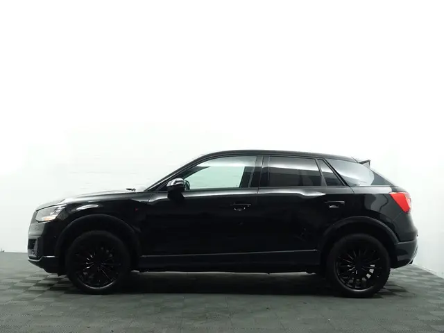 Audi Q2 1.6 TDI S-line Black Optic 2018 Diesel 36