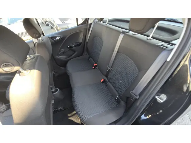 Opel Corsa 1.4 Edition 2017 Benzine 28