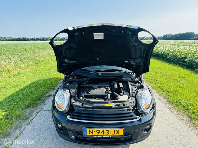 MINI Clubman 1.6 One Club White & Club Black 2013 Benzine 10