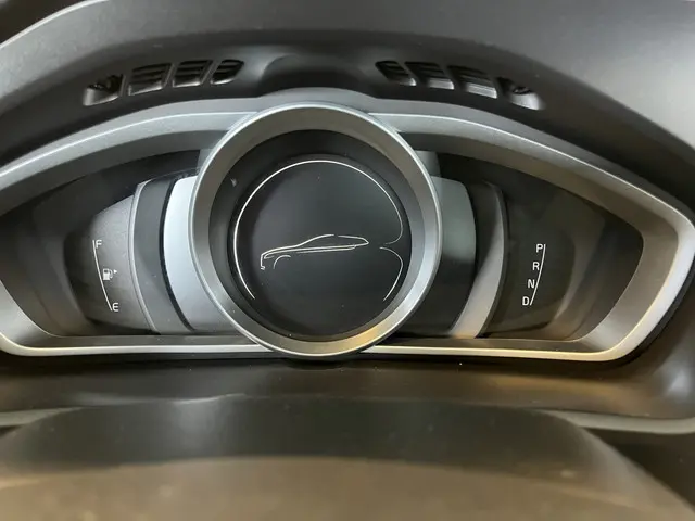 Volvo V40 Cross Country T3 Polar+ Luxury 2019 Benzine 21