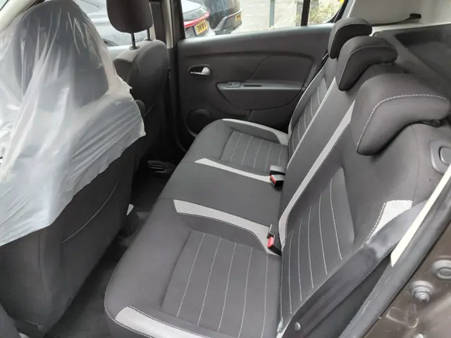 Dacia Sandero Stepway 0.9 TCe SL 2017 Benzine 9