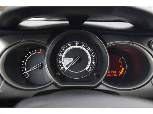 Citroën C3 PT 82 Selection 2016 Benzine 26