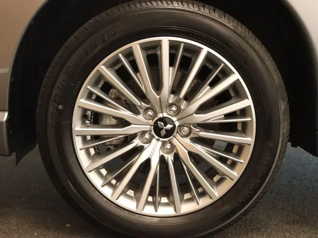 Mitsubishi Outlander 2.4 PHEV Pure 2021 Hybride Benzine 18