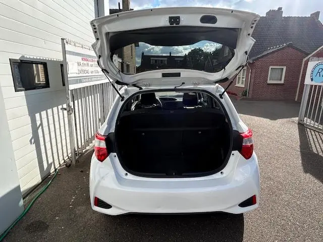 Toyota Yaris 1.5 Hybrid Dynamic 2019 Hybride Benzine 15