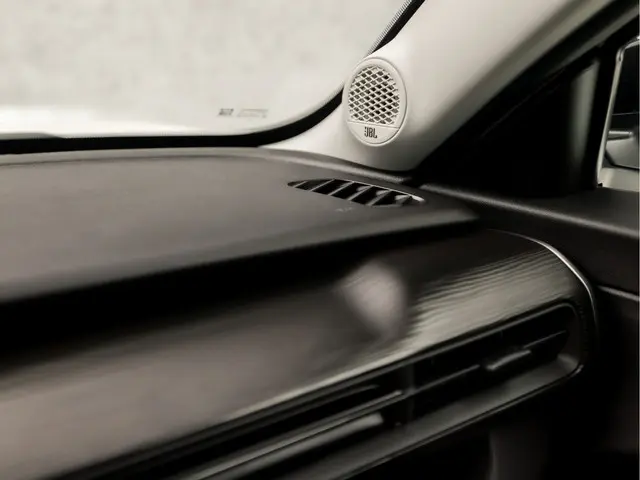 Jeep Avenger 1.2 Altitude Sport 2023 Benzine 17