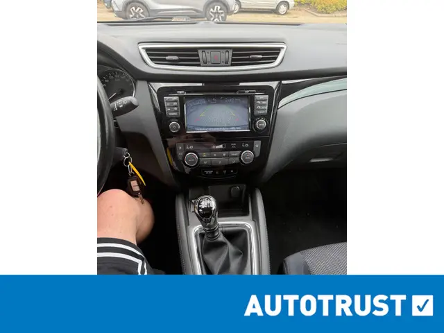 Nissan QASHQAI 1.2 Business Edition 2016 Benzine 26