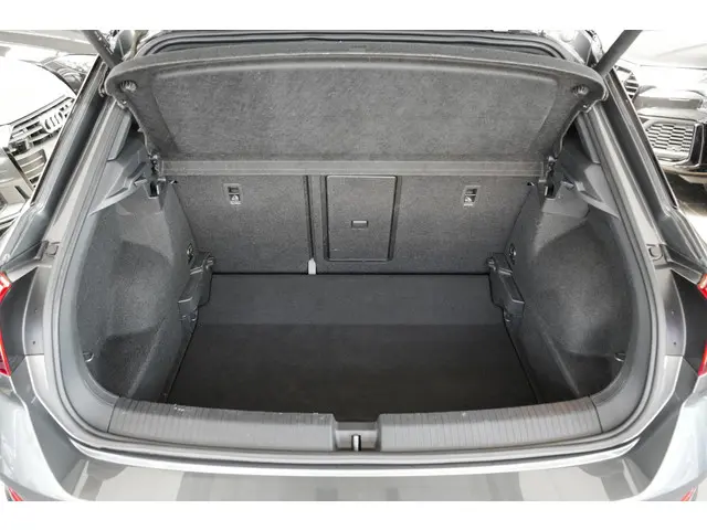 Volkswagen T-Roc 1.0 TSI 2023 Benzine 26