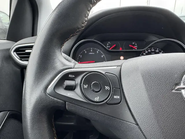 Opel Crossland X 1.2 Turbo Innovation 2019 Benzine 16