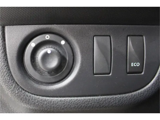 Dacia Logan MCV 0.9 TCe Lauréate 2015 Benzine 14