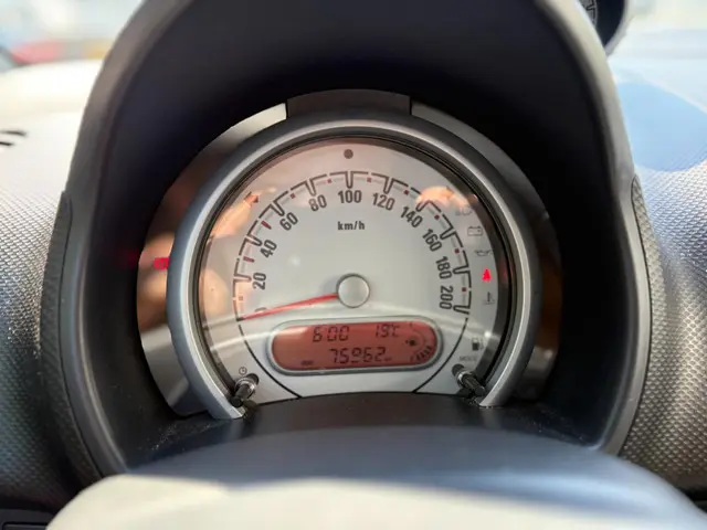 Opel Agila 1.0 Berlin 2014 Benzine 12