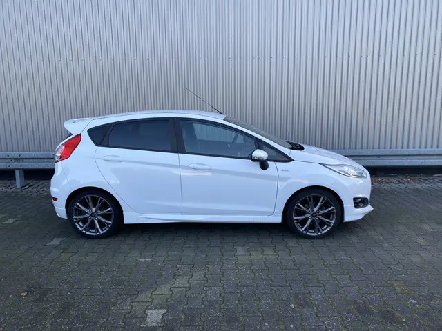 Ford Fiesta 1.0 EcoBoost ST Line 2017 Benzine 10