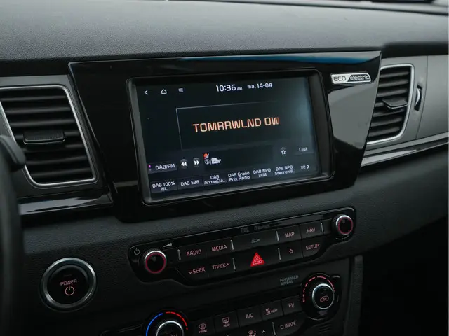 Kia e-Niro ExecutiveLine 64 kWh 2020 Elektrisch 16