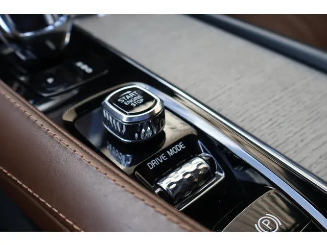 Volvo XC90 T8 Twin Engine AWD Inscription 2019 Benzine 36