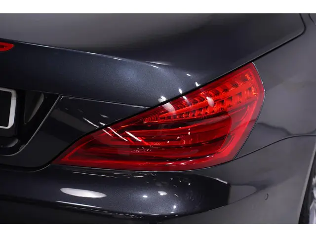 Mercedes-Benz SL 500 2017 Benzine 41