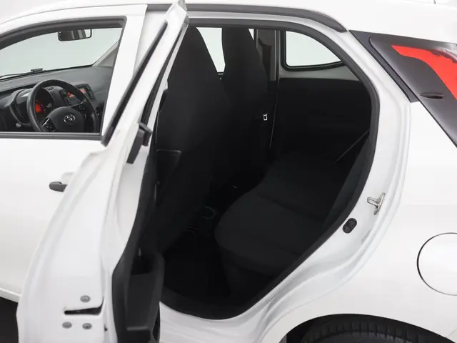 Toyota Aygo 1.0 VVT-i x-fun 2021 Benzine 11