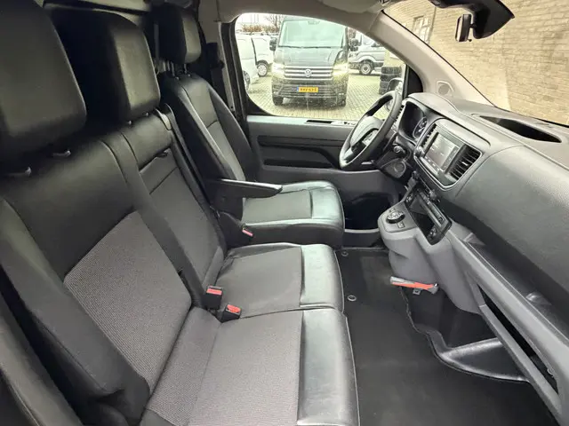 Peugeot Expert 2.0 BlueHDI 180 AUTOMAAT 2020 Diesel 34