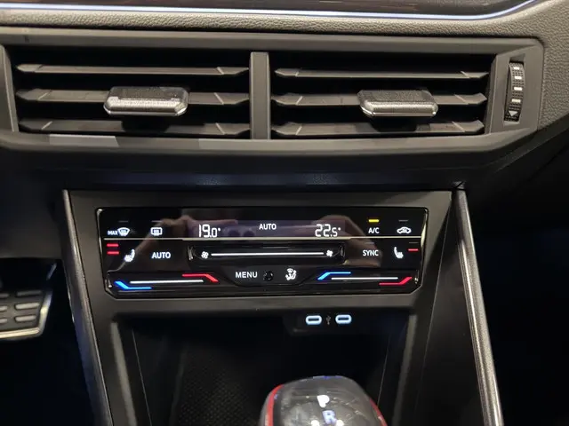 Volkswagen Polo 2.0 TSI GTI 2024 Benzine 17