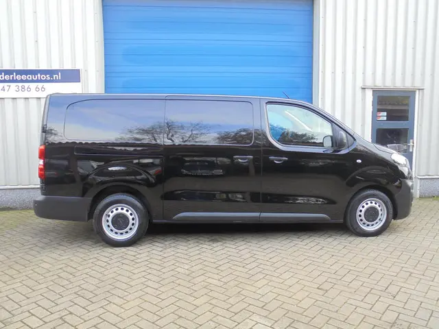 Opel Vivaro 3
