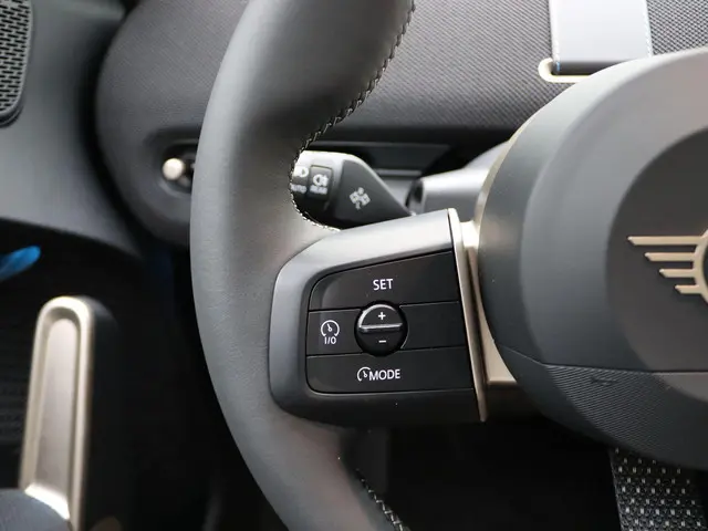 MINI Aceman E 2025 Elektrisch 17