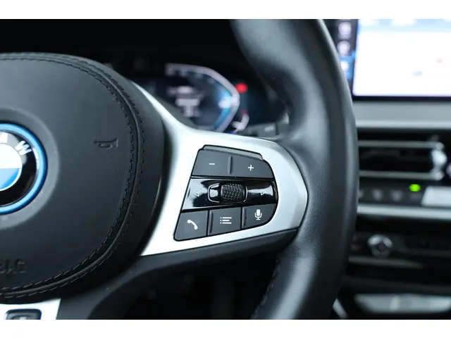 BMW iX3 Executive 80 kWh 2024 Elektrisch 28